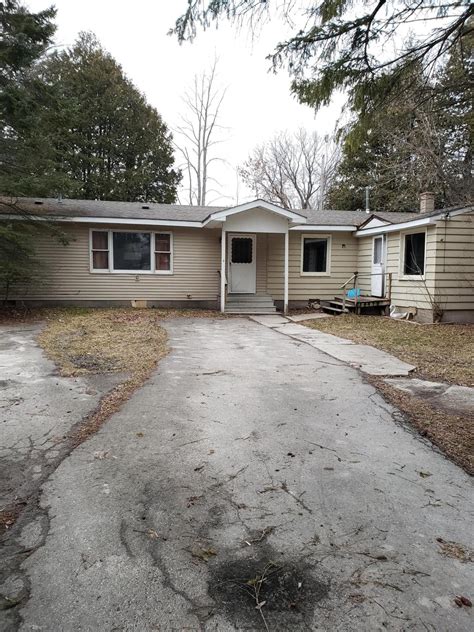 See sales history and home details for 544 Michigan Ave, Alpena, MI 49707, a 3 bed, 1 bath, 2,400 Sq. Ft. single family home built in 1938 that was last sold on 11/01/2013.